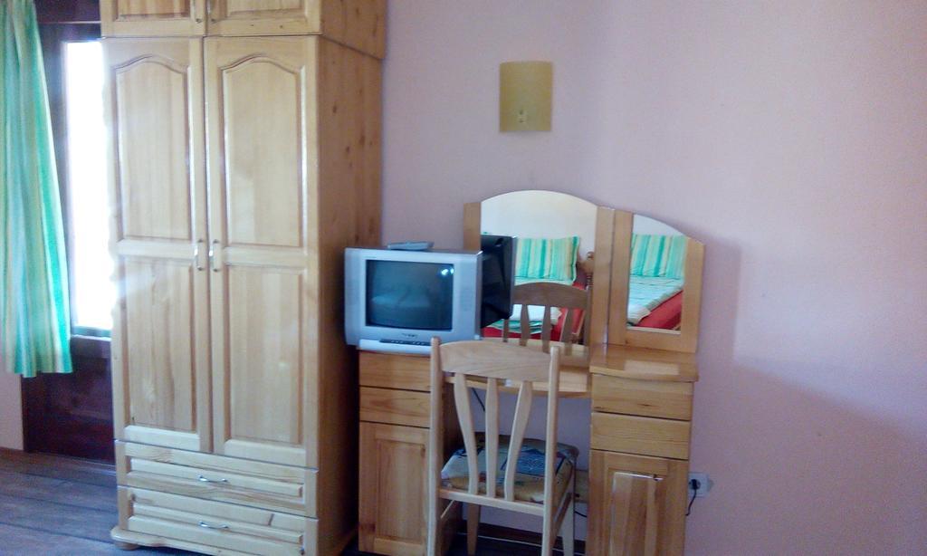 Guest House Lorian Madzhare Exterior foto